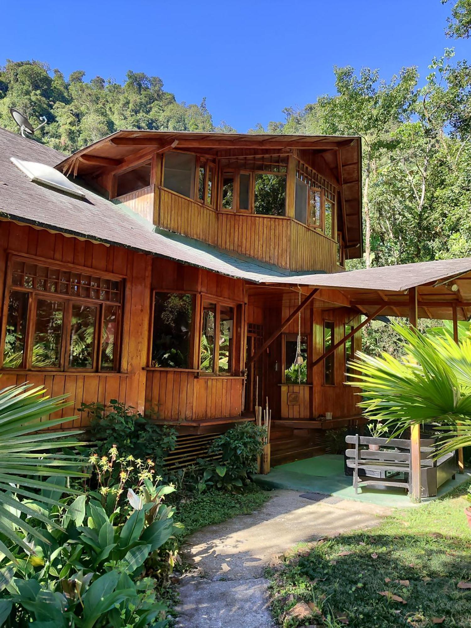 Mindo Garden Lodge And Wildlife Reserve Buitenkant foto